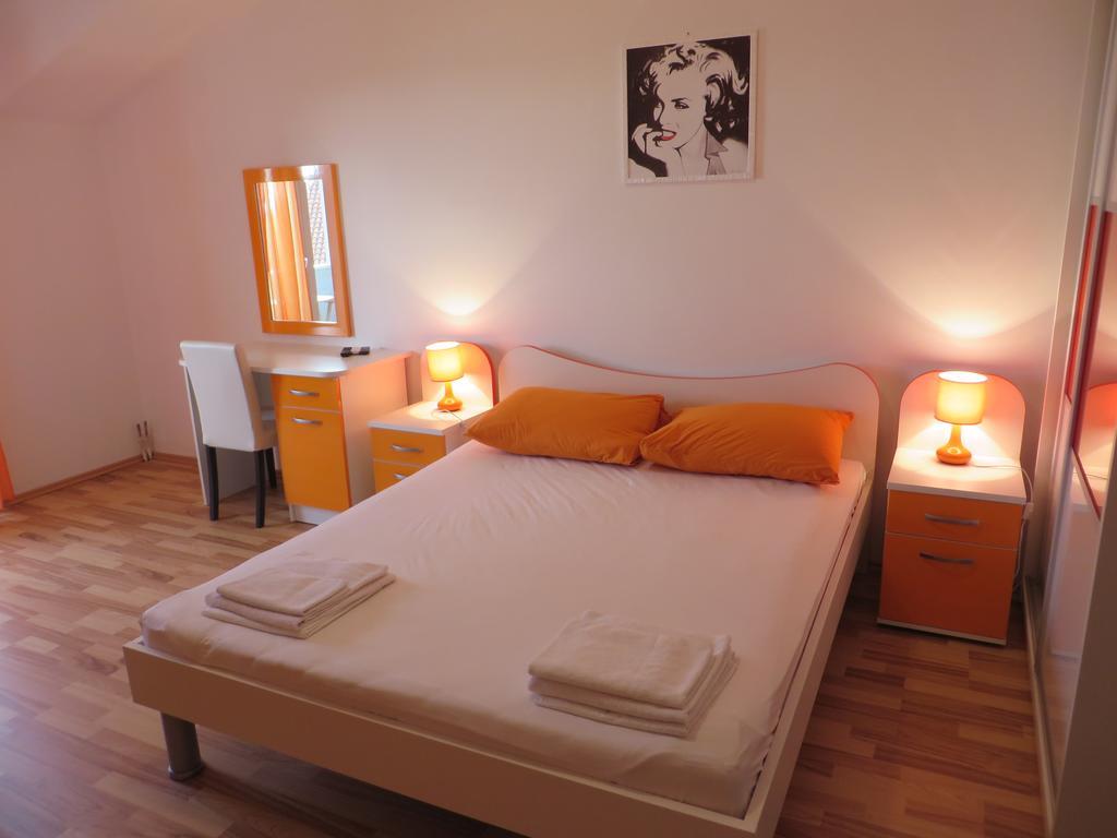 Apartments Petar Đảo Hvar Phòng bức ảnh